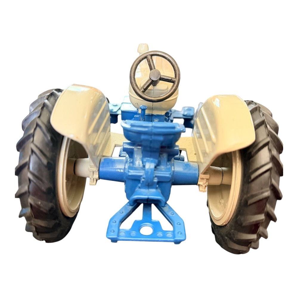 Ertl Ford 5000 Diesel Tractor 1/16 Scale Toy Blue Cream Diecast VTG Farm Good - Picture 10 of 13